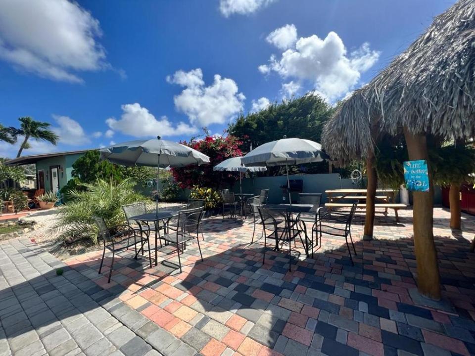 Aparthotel La Felicidad Aruba Oranjestad Esterno foto