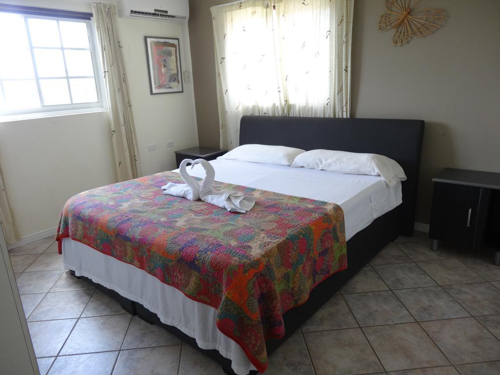 Aparthotel La Felicidad Aruba Oranjestad Esterno foto