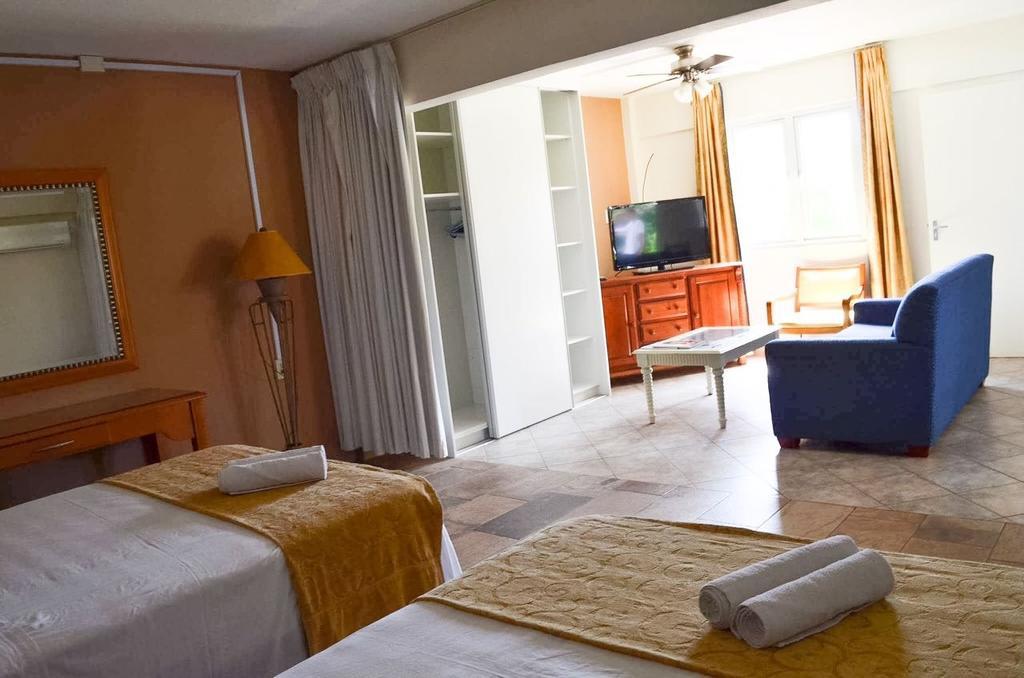 Aparthotel La Felicidad Aruba Oranjestad Esterno foto